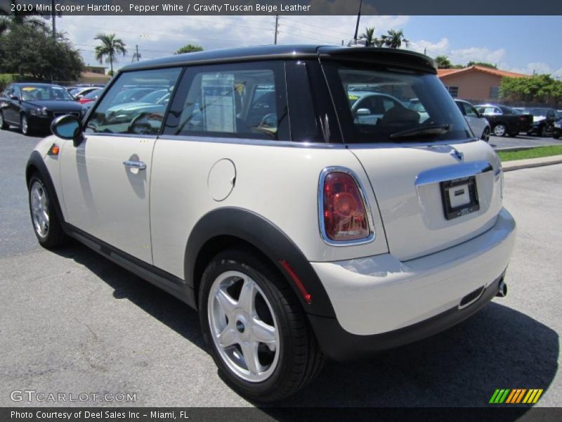 Pepper White / Gravity Tuscan Beige Leather 2010 Mini Cooper Hardtop