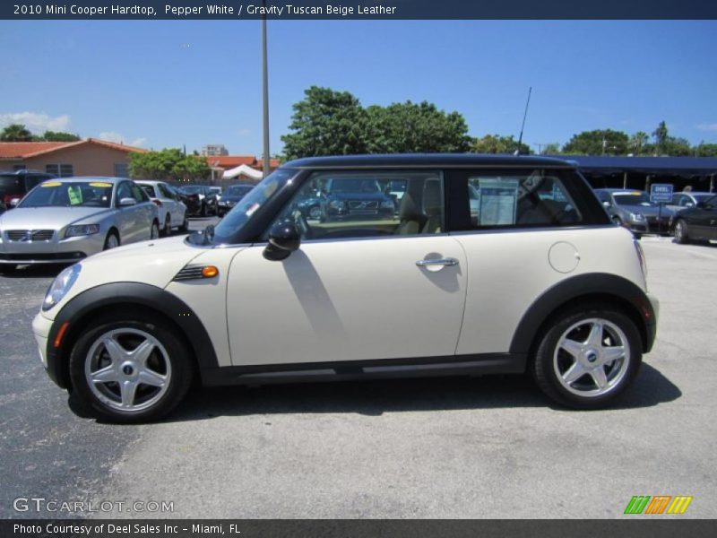 Pepper White / Gravity Tuscan Beige Leather 2010 Mini Cooper Hardtop