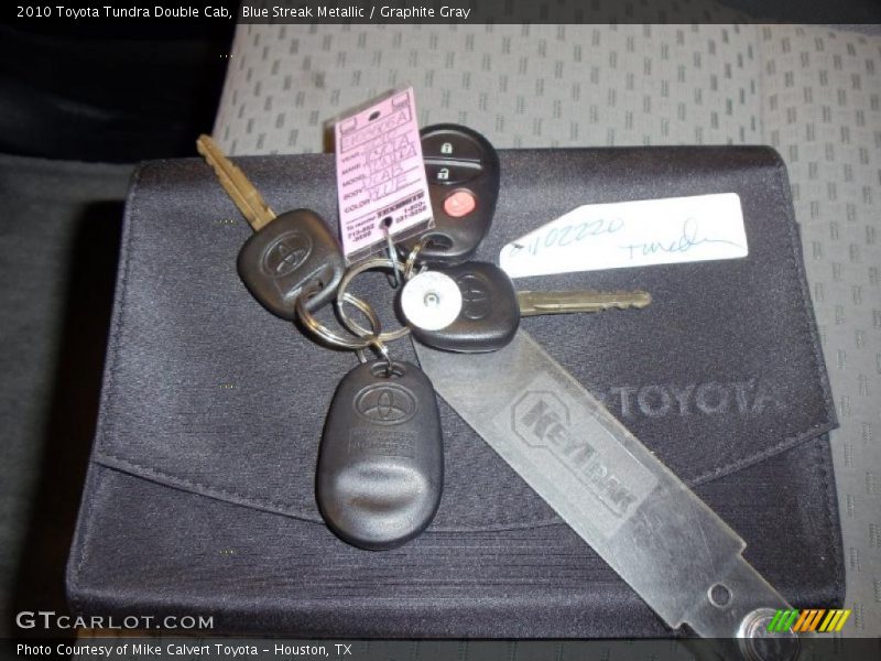 Blue Streak Metallic / Graphite Gray 2010 Toyota Tundra Double Cab