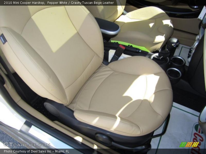 Pepper White / Gravity Tuscan Beige Leather 2010 Mini Cooper Hardtop