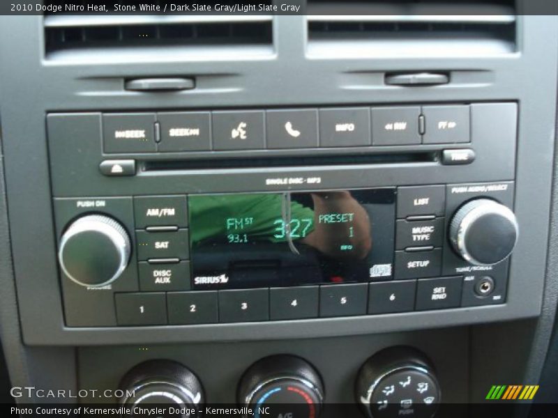 Stone White / Dark Slate Gray/Light Slate Gray 2010 Dodge Nitro Heat