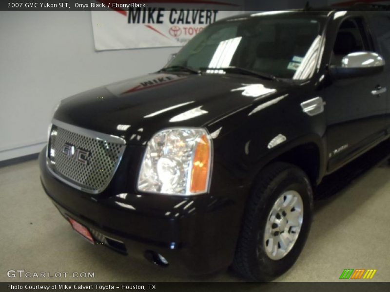 Onyx Black / Ebony Black 2007 GMC Yukon SLT