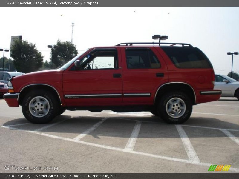 Victory Red / Graphite 1999 Chevrolet Blazer LS 4x4