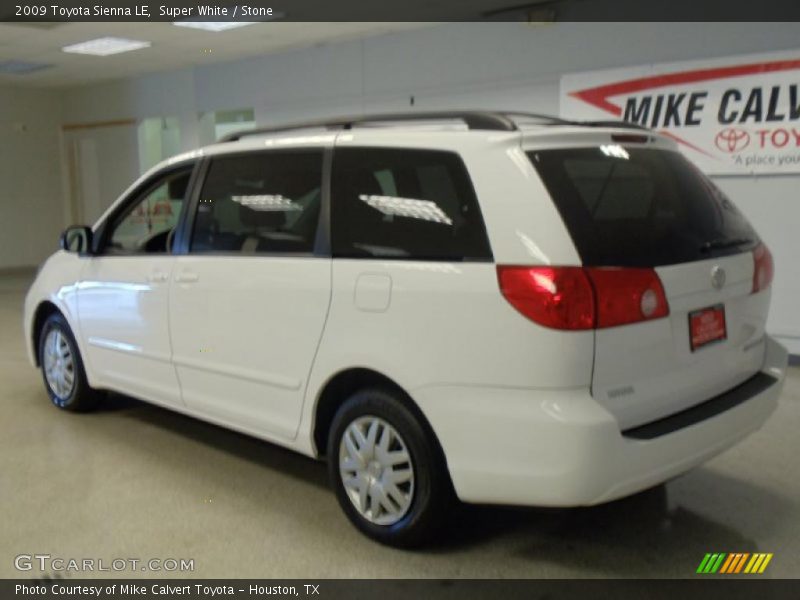 Super White / Stone 2009 Toyota Sienna LE