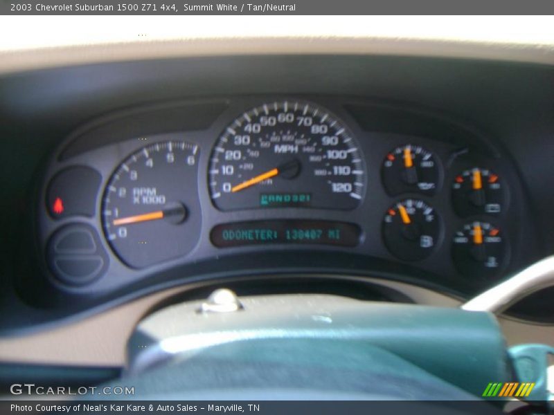Summit White / Tan/Neutral 2003 Chevrolet Suburban 1500 Z71 4x4