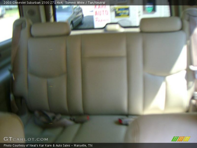Summit White / Tan/Neutral 2003 Chevrolet Suburban 1500 Z71 4x4