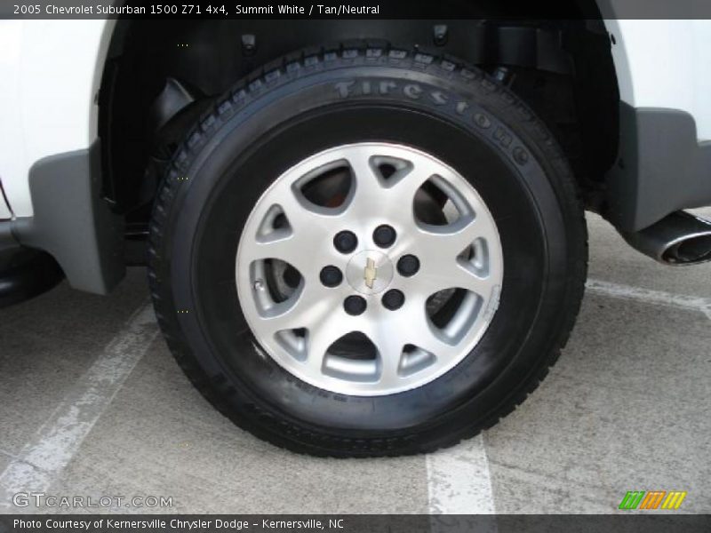 Summit White / Tan/Neutral 2005 Chevrolet Suburban 1500 Z71 4x4