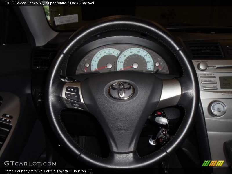 Super White / Dark Charcoal 2010 Toyota Camry SE