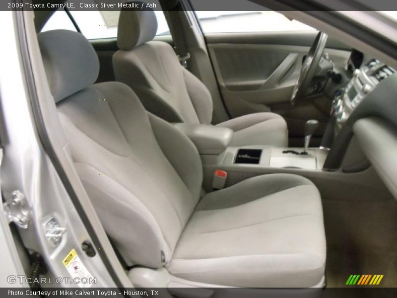Classic Silver Metallic / Ash 2009 Toyota Camry LE