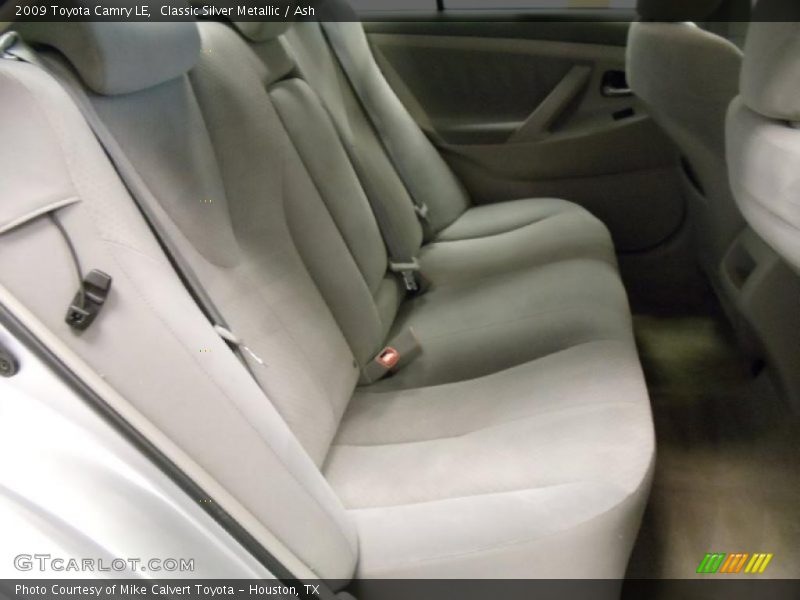 Classic Silver Metallic / Ash 2009 Toyota Camry LE
