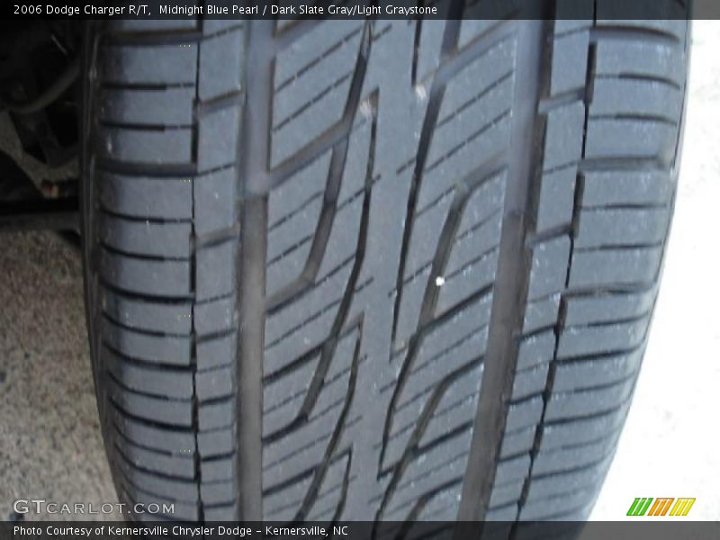 Midnight Blue Pearl / Dark Slate Gray/Light Graystone 2006 Dodge Charger R/T