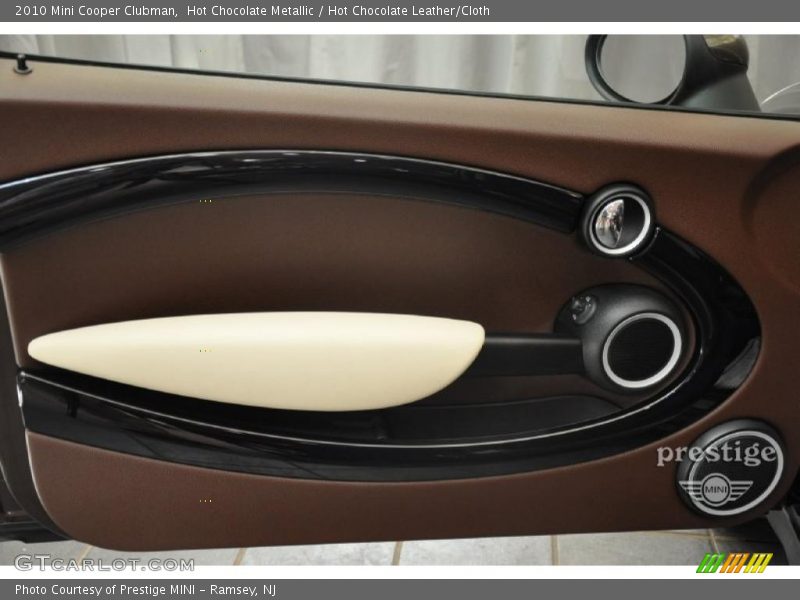 Hot Chocolate Metallic / Hot Chocolate Leather/Cloth 2010 Mini Cooper Clubman