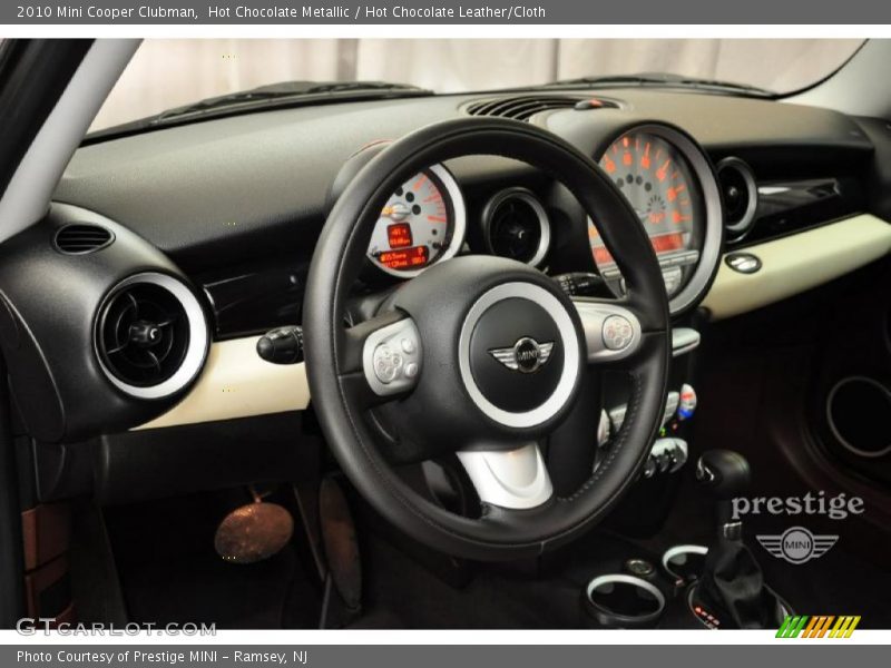 Hot Chocolate Metallic / Hot Chocolate Leather/Cloth 2010 Mini Cooper Clubman