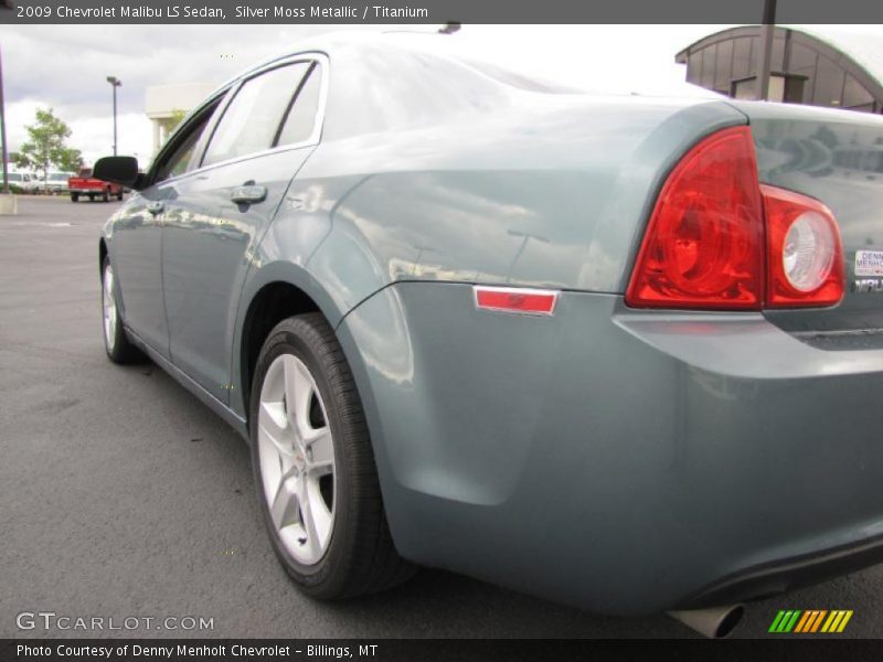 Silver Moss Metallic / Titanium 2009 Chevrolet Malibu LS Sedan