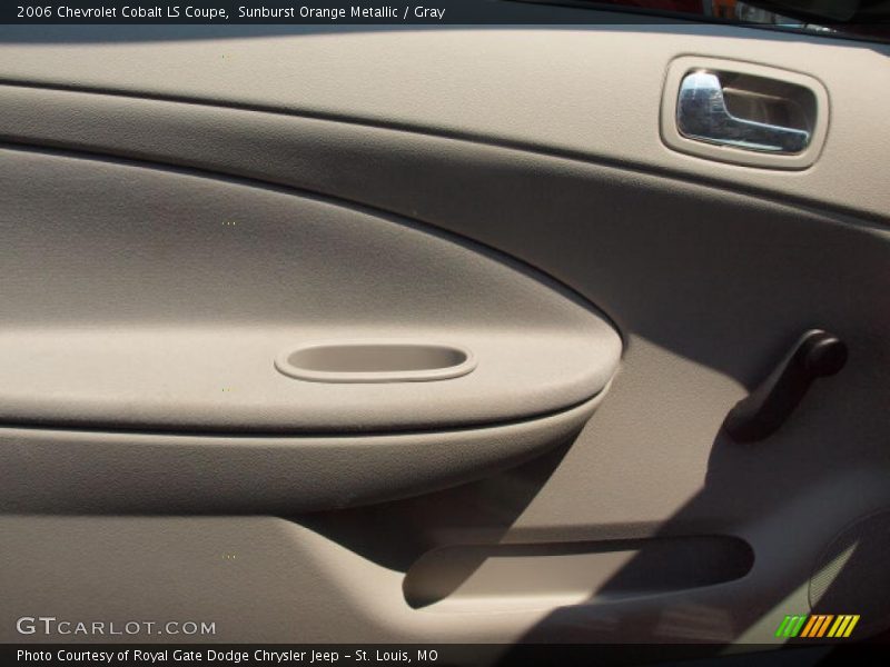 Sunburst Orange Metallic / Gray 2006 Chevrolet Cobalt LS Coupe