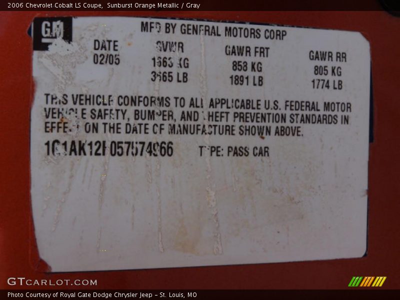 Sunburst Orange Metallic / Gray 2006 Chevrolet Cobalt LS Coupe