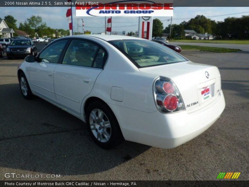 Satin White Pearl / Blond 2006 Nissan Altima 2.5 S