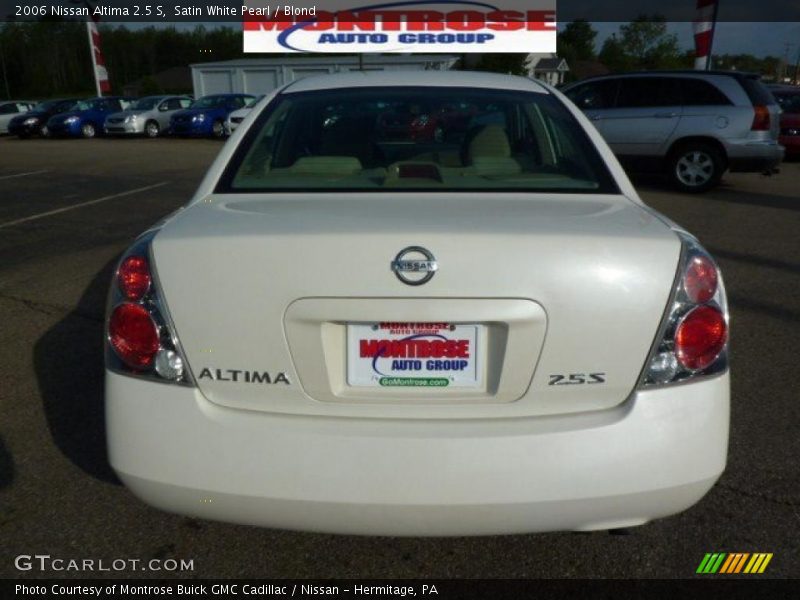 Satin White Pearl / Blond 2006 Nissan Altima 2.5 S