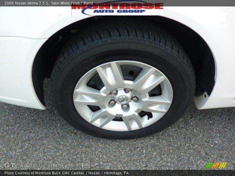 Satin White Pearl / Blond 2006 Nissan Altima 2.5 S