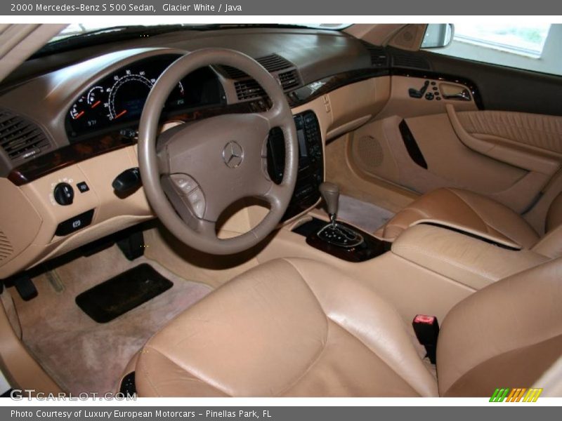Glacier White / Java 2000 Mercedes-Benz S 500 Sedan