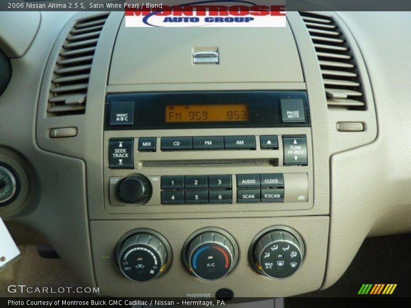 Satin White Pearl / Blond 2006 Nissan Altima 2.5 S