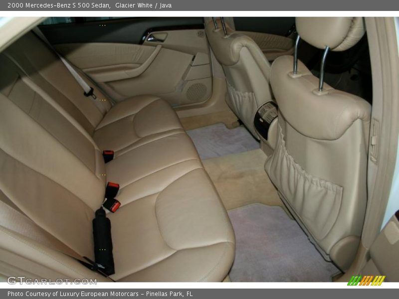 Glacier White / Java 2000 Mercedes-Benz S 500 Sedan