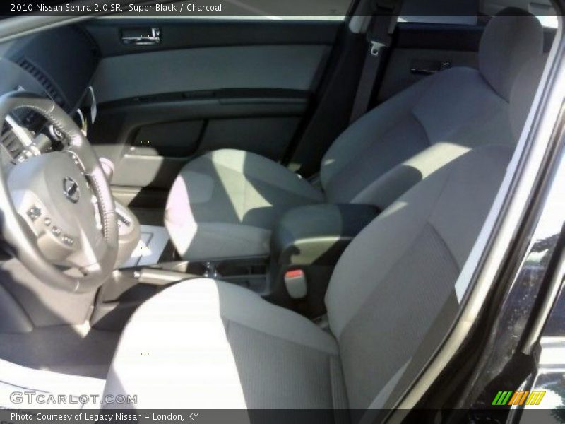 Super Black / Charcoal 2010 Nissan Sentra 2.0 SR