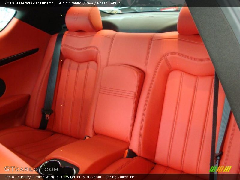 Grigio Granito (Grey) / Rosso Corallo 2010 Maserati GranTurismo