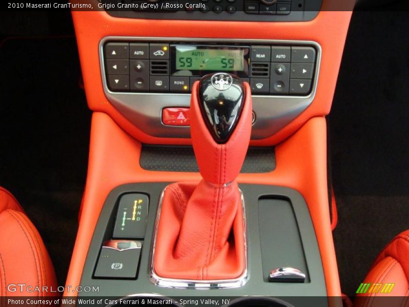 Grigio Granito (Grey) / Rosso Corallo 2010 Maserati GranTurismo