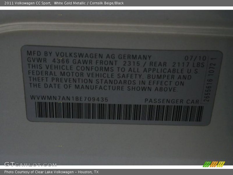 White Gold Metallic / Cornsilk Beige/Black 2011 Volkswagen CC Sport