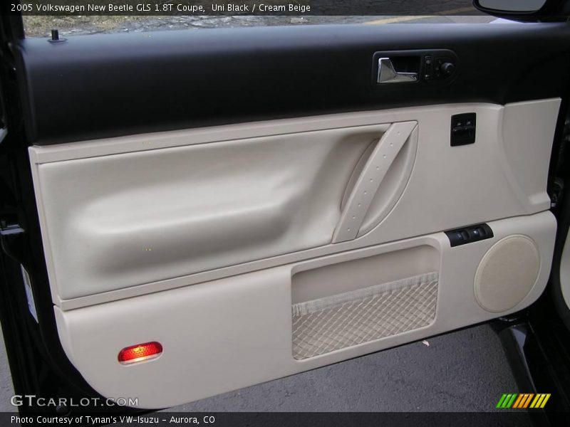 Uni Black / Cream Beige 2005 Volkswagen New Beetle GLS 1.8T Coupe