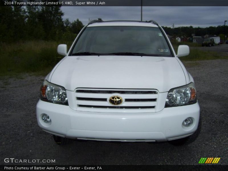 Super White / Ash 2004 Toyota Highlander Limited V6 4WD