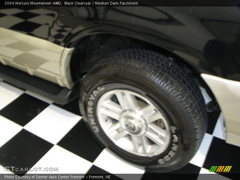 Black Clearcoat / Medium Dark Parchment 2004 Mercury Mountaineer AWD