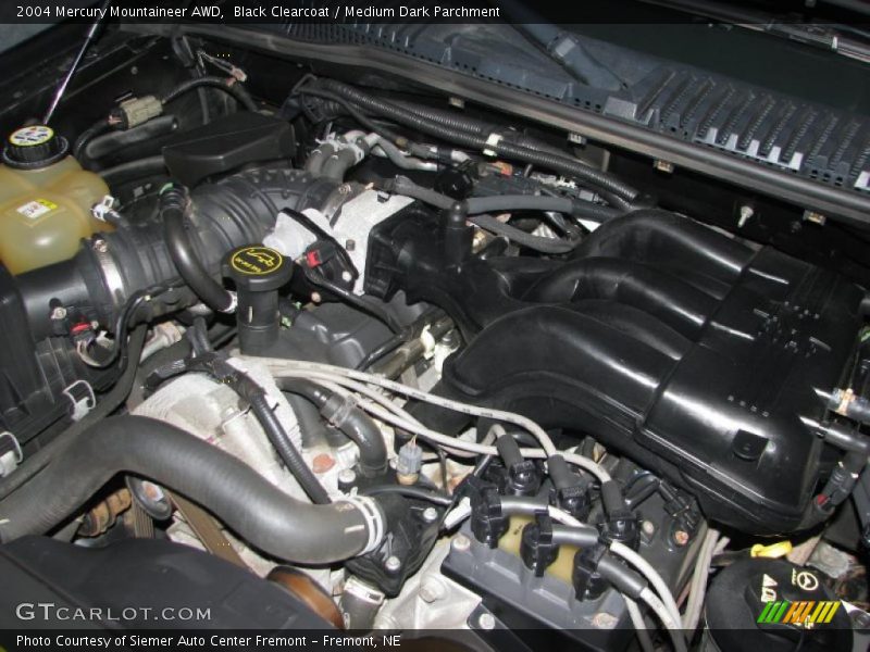 Black Clearcoat / Medium Dark Parchment 2004 Mercury Mountaineer AWD