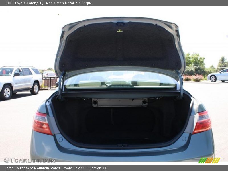 Aloe Green Metallic / Bisque 2007 Toyota Camry LE