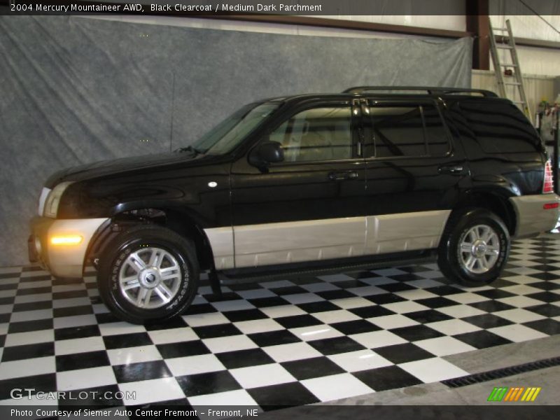 Black Clearcoat / Medium Dark Parchment 2004 Mercury Mountaineer AWD