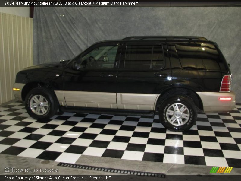 Black Clearcoat / Medium Dark Parchment 2004 Mercury Mountaineer AWD