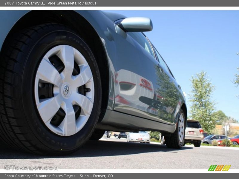 Aloe Green Metallic / Bisque 2007 Toyota Camry LE
