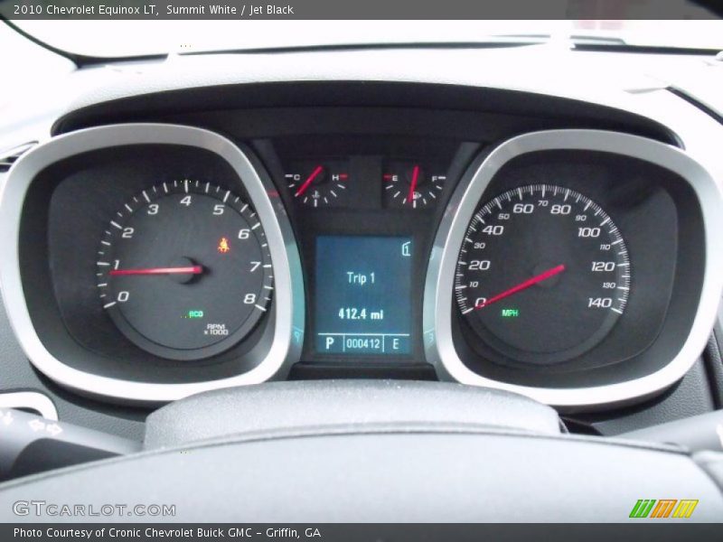Summit White / Jet Black 2010 Chevrolet Equinox LT