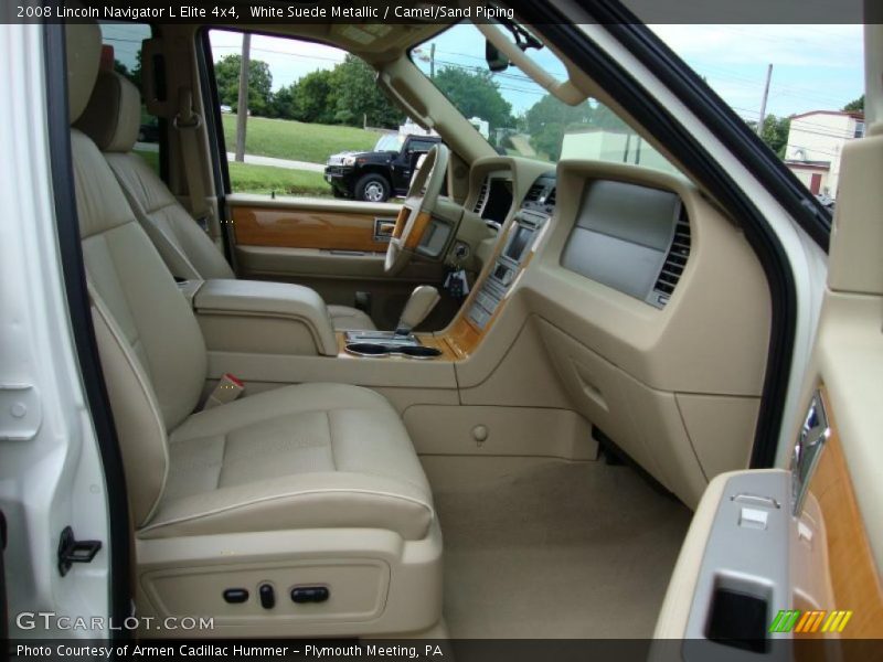 White Suede Metallic / Camel/Sand Piping 2008 Lincoln Navigator L Elite 4x4