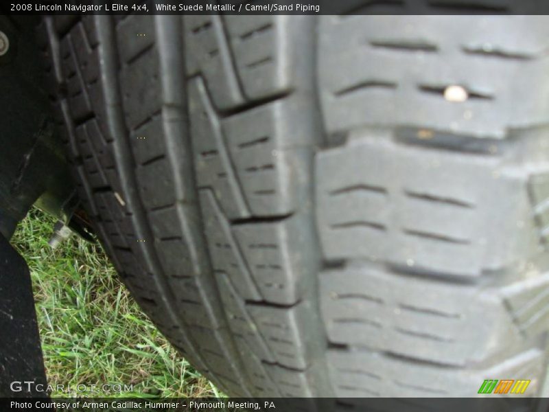 White Suede Metallic / Camel/Sand Piping 2008 Lincoln Navigator L Elite 4x4