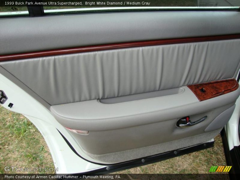 Bright White Diamond / Medium Gray 1999 Buick Park Avenue Ultra Supercharged