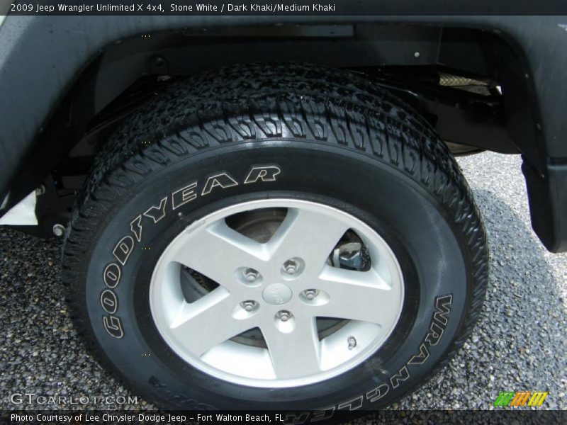 Stone White / Dark Khaki/Medium Khaki 2009 Jeep Wrangler Unlimited X 4x4
