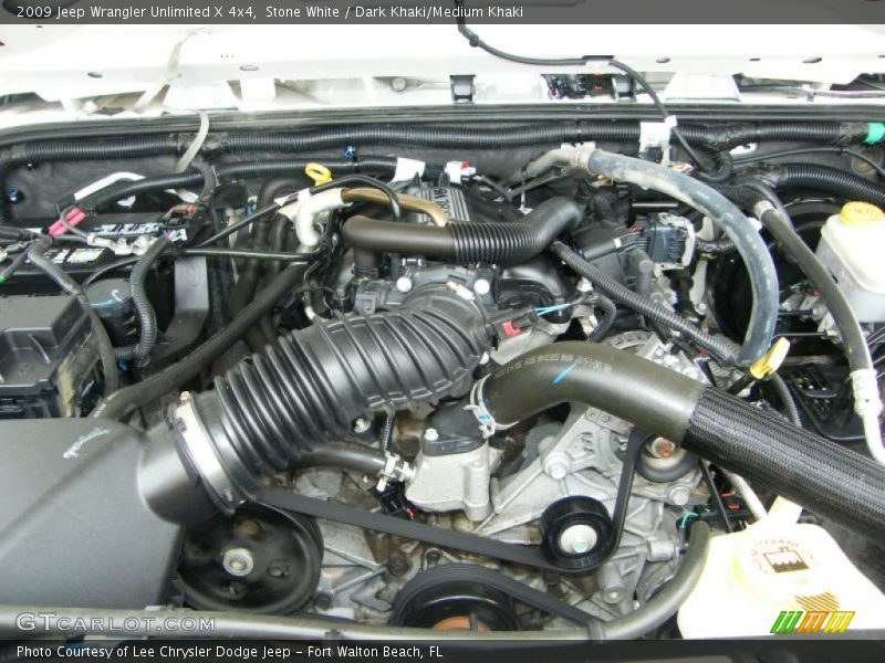 Stone White / Dark Khaki/Medium Khaki 2009 Jeep Wrangler Unlimited X 4x4