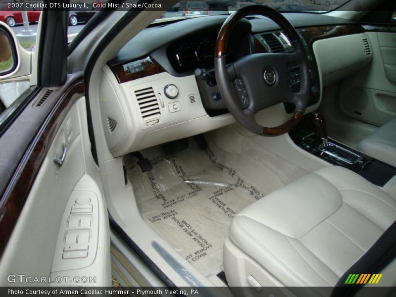 Gold Mist / Shale/Cocoa 2007 Cadillac DTS Luxury II