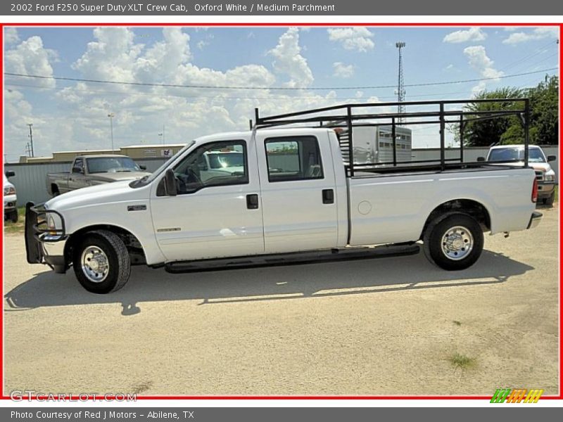 Oxford White / Medium Parchment 2002 Ford F250 Super Duty XLT Crew Cab