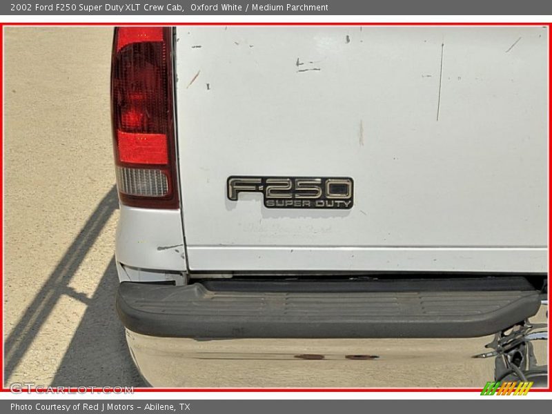 Oxford White / Medium Parchment 2002 Ford F250 Super Duty XLT Crew Cab