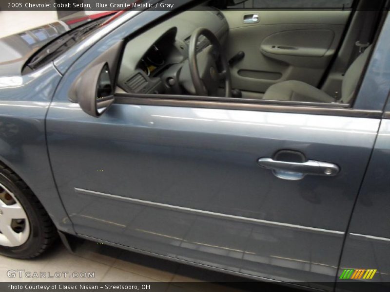 Blue Granite Metallic / Gray 2005 Chevrolet Cobalt Sedan
