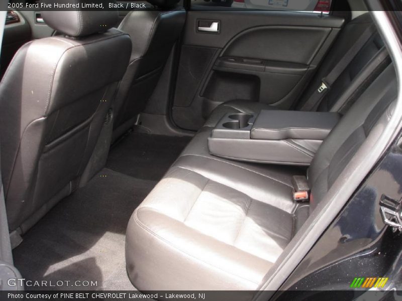 Black / Black 2005 Ford Five Hundred Limited