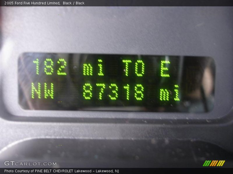 Black / Black 2005 Ford Five Hundred Limited